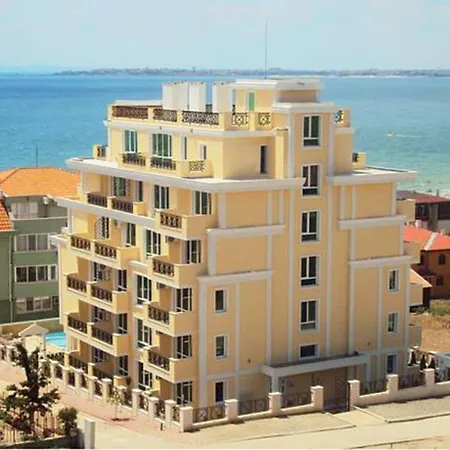 Apartament двуспальный апартамент в к-се Monaco