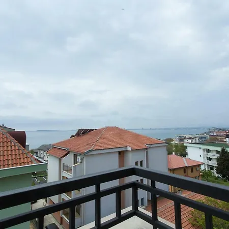 двуспальный апартамент в к-се Monaco Apartament Święty Włas