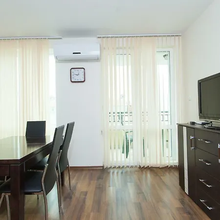 двуспальный апартамент в к-се Monaco Sveti Vlas